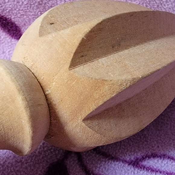 🍋 Vintage Wooden Hand Juicer 🍊 Super Vintage Condition - Picture 4 of 7